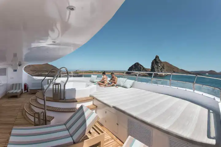 Classic Peru & Ecuador HERO MC Endemic