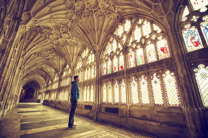 London Literary Tour FEATURE1